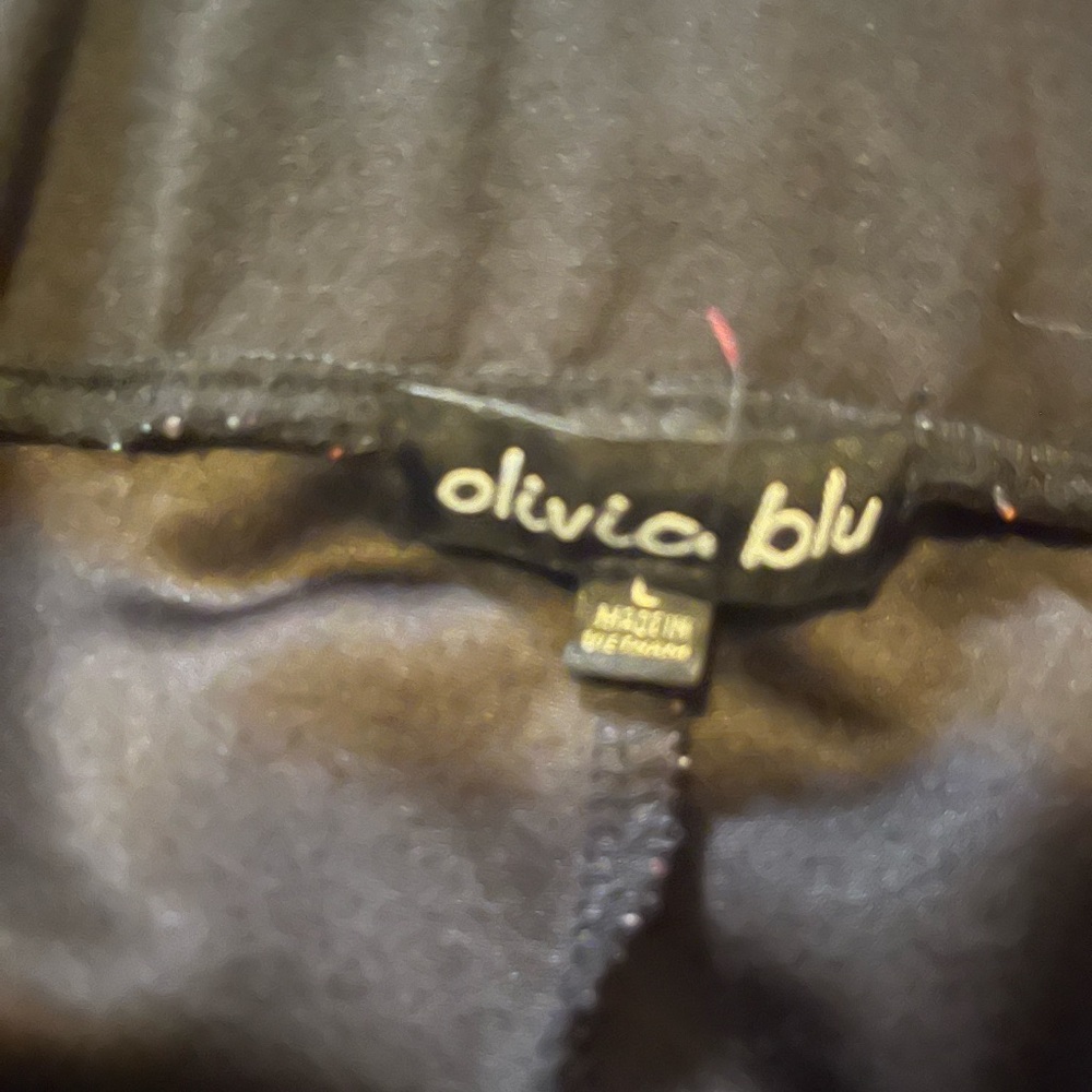 Black skirt